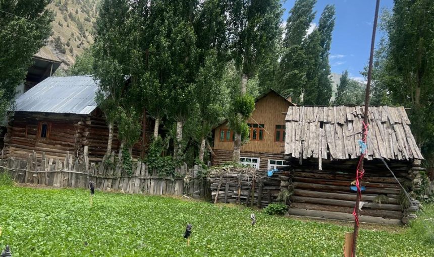 Beyond the Usual: Exploring the Untouched Border Valleys of Kashmir