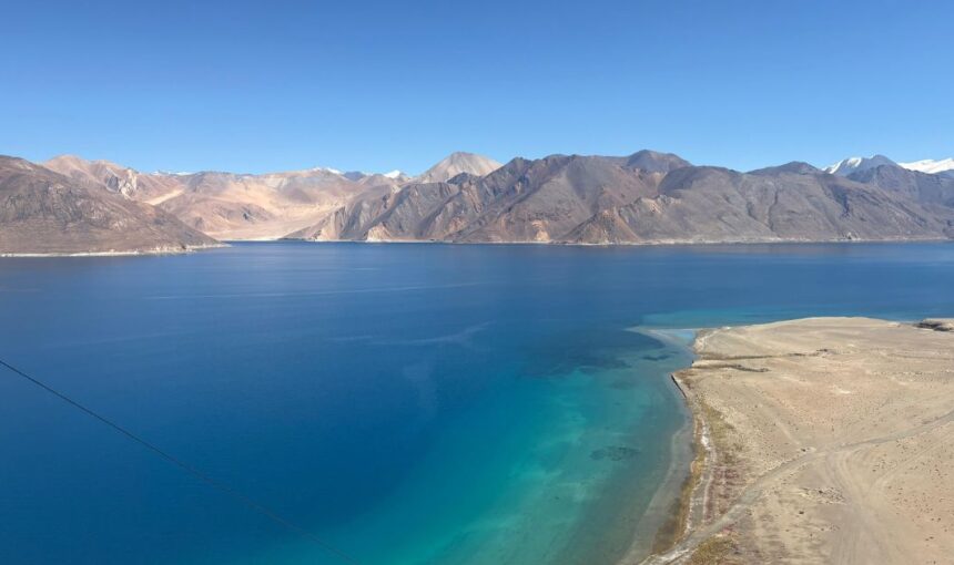 Pangong Lake Trip Cost 2026 – Taxi Price, Stay, Permit Fees & Travel Tips